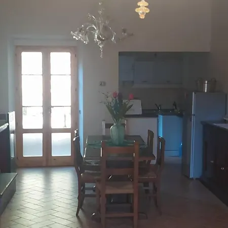 Apartment Alloggio Incantevole Con Camino In Piccolo Borgo *